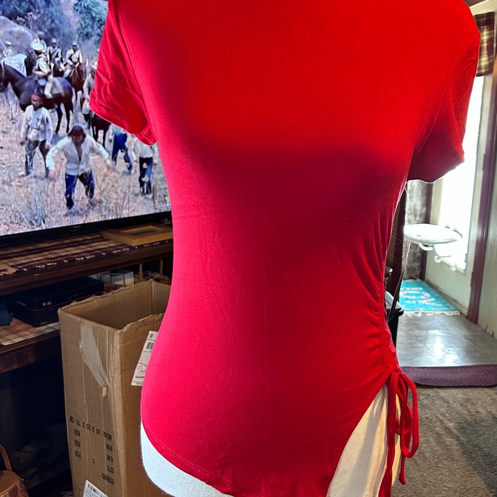 No Boundaries Red Short Sleeve Tee with Side Tie
